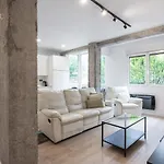 Aldapa By People Apartment