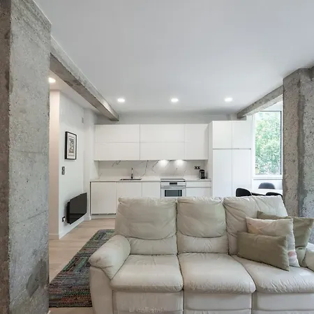 Aldapa By People * San Sebastián