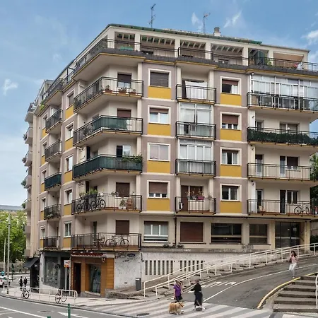 Apartment Aldapa By People *